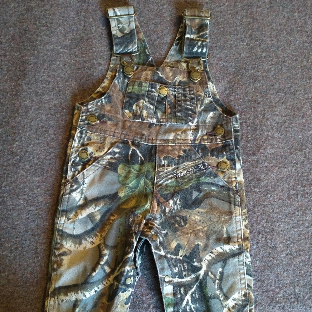 3mo Cabela's Camouflage Overalls